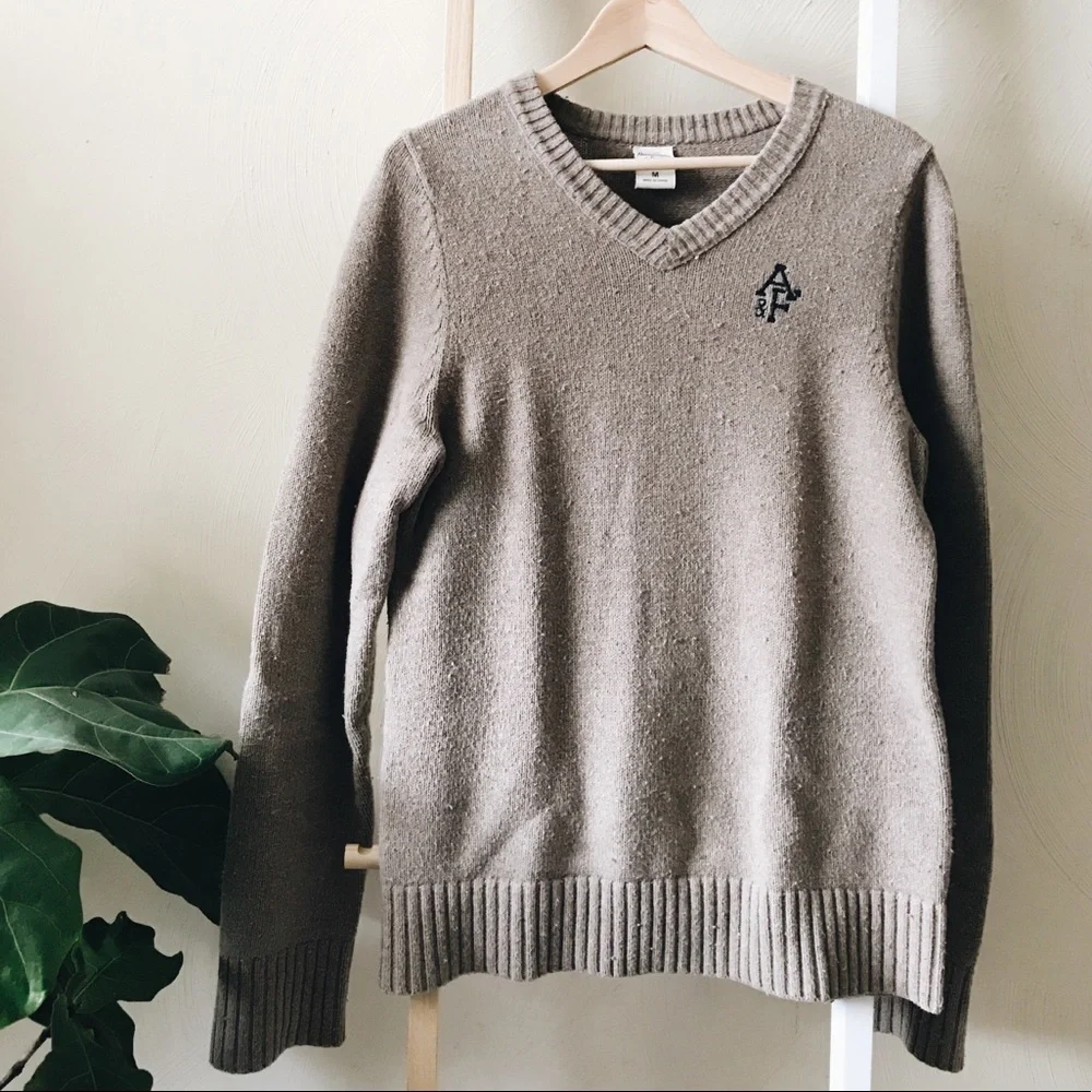 Men’s Abercrombie & Fitch V-Neck‎ Sweater